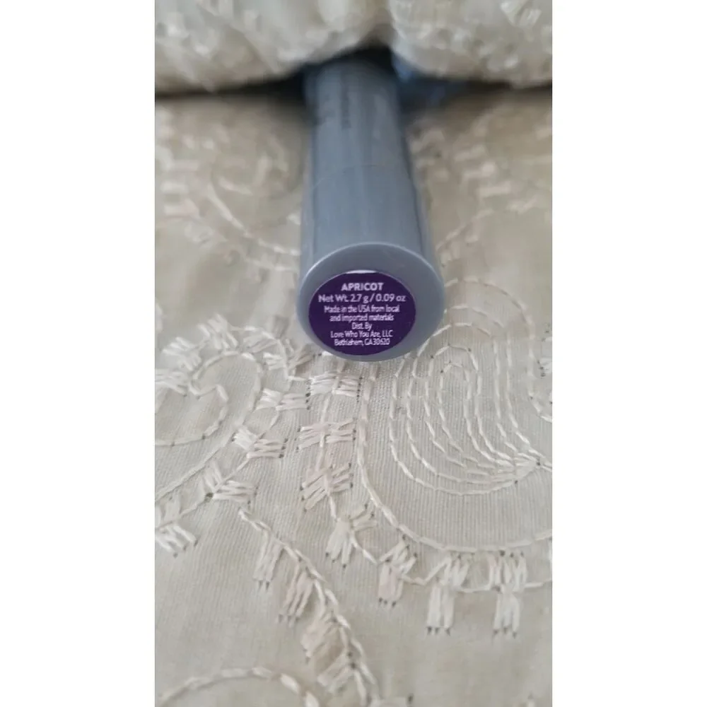 The LWYA by Kim Gravel Chameleon Spot On Brightening Stick in Apricot